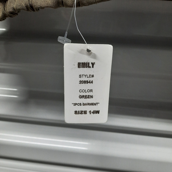 Emily Pant Suit Womens Size 14W Olive Green - Picture 6 of 8